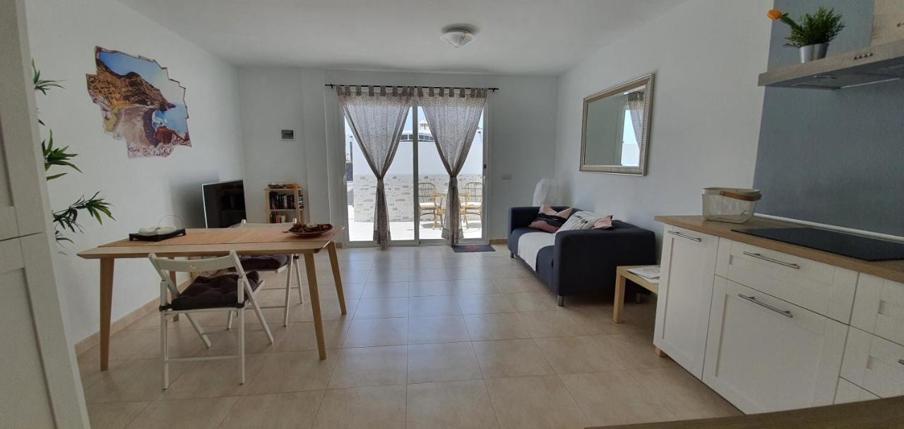 Apartamento Las Brisas Плайя-Бланка Екстер'єр фото
